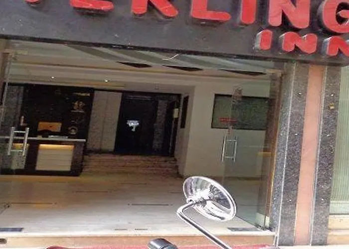 Hotel O The Sterling New Delhi Railway Station