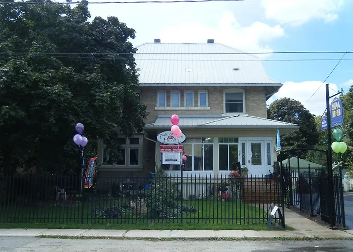 10Th Avenue Guest House & Suites Hanover
