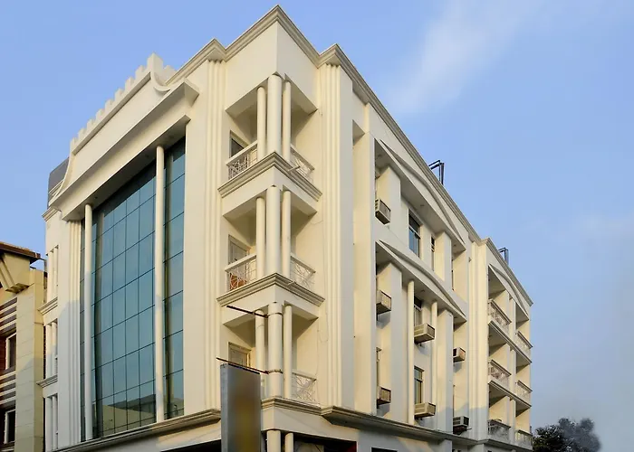 Oyo 8076 Hotel Europe Plaza Lucknow