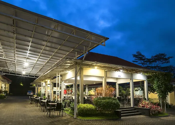 Riverstone Hotel & Cottage Batu 