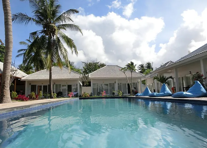 Lombok Holiday Hotel Kuta 