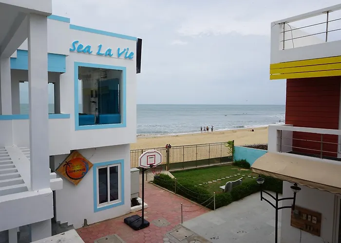 Sea La Vie Covelong Beach Resort Kelambakkam