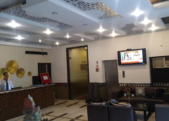 Hotel Bizzotel Gurgaon