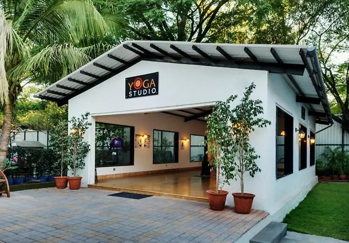 Hotel Sunderban Resort & Spa Pune