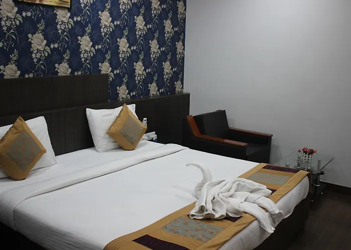 Hotel Flowers Inn Kota 