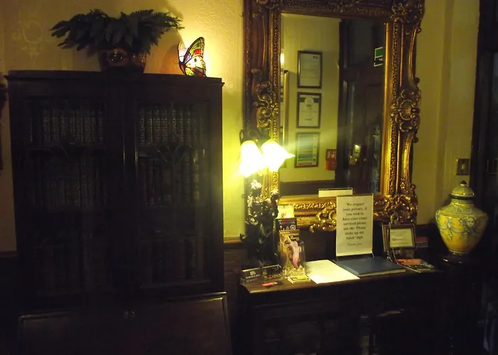 Bed and Breakfast The Molly House Blackpool