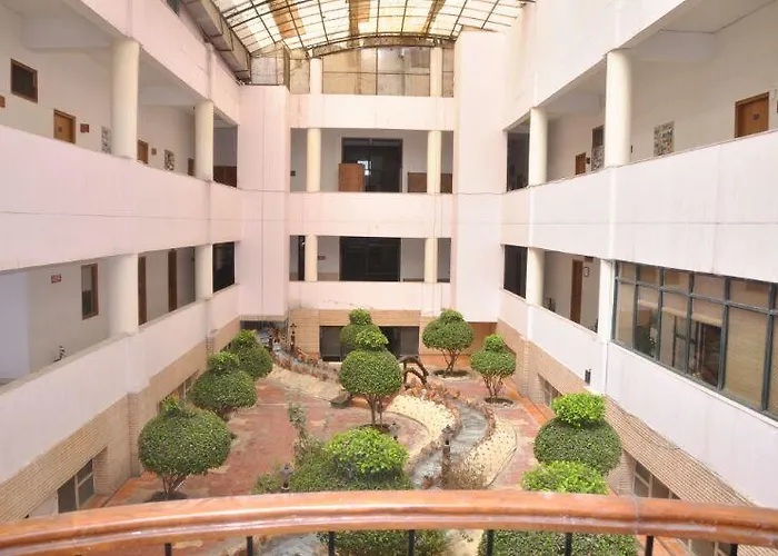 Club Platinum Resort Bahadurgarh