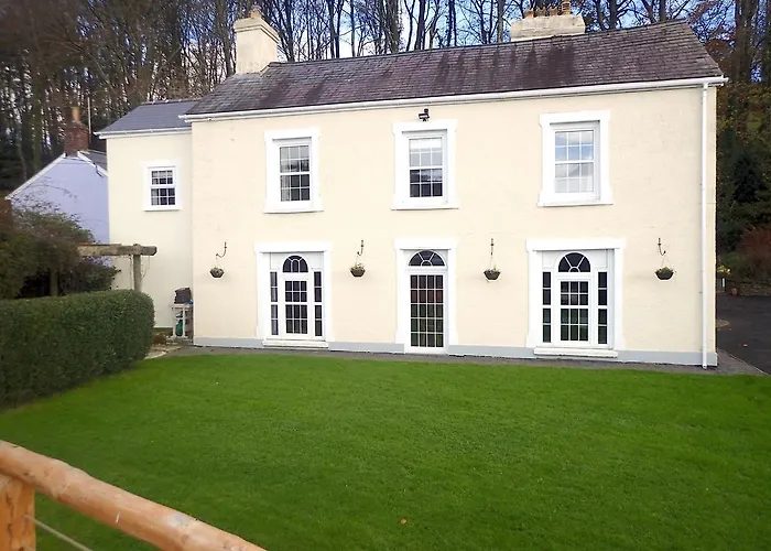 Dol Llan Mansion Bed & Breakfast Llandysul