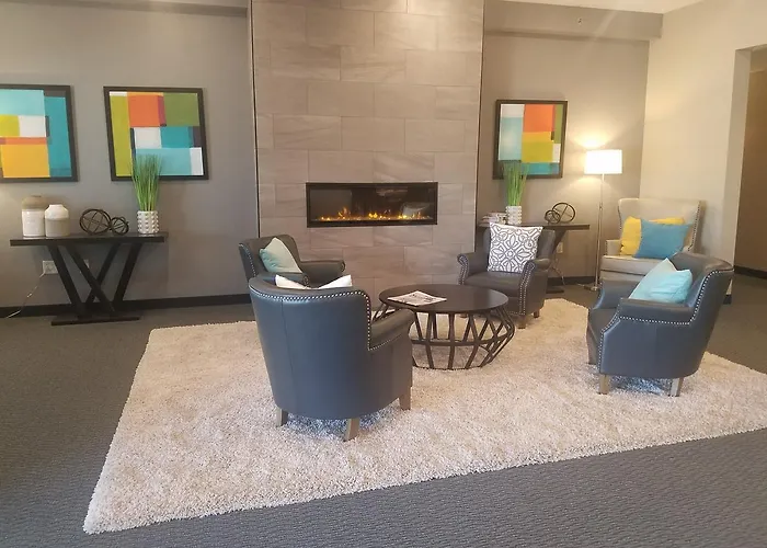 Brookstone Lodge & Suites - Emmetsburg