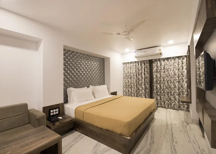 Hotel Sanmukh By Adamo Nathdwara