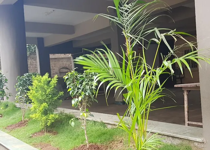 Hotel Bhagwati Lodging Kolhapur