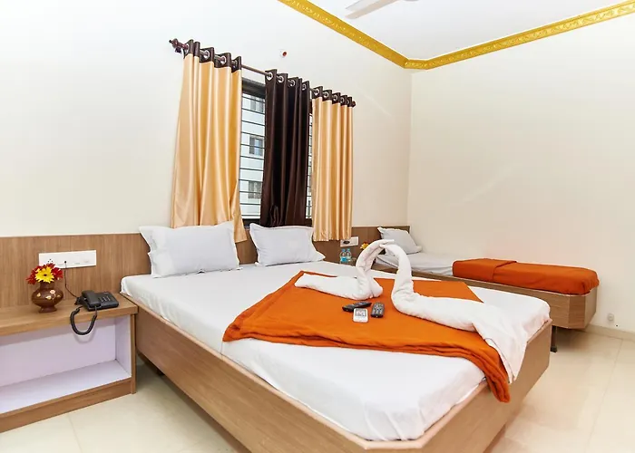 Hotel Shree Sai Sangam Deluxe Shirdi