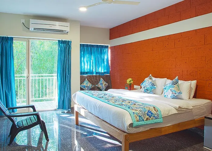 Blue Ocean Sands - On The Beach Kumta