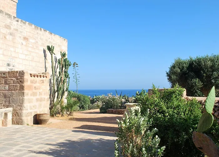 Dimora Cala Del Pozzo Bed & Breakfast Favignana
