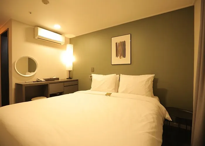 The Hotel Young Inn Seoul