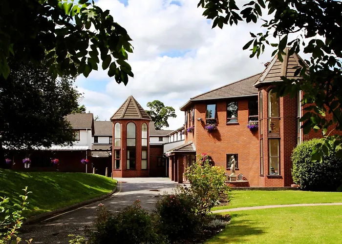 Beaufort Park Hotel Mold