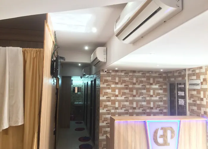 Golden Dormitory Mumbai