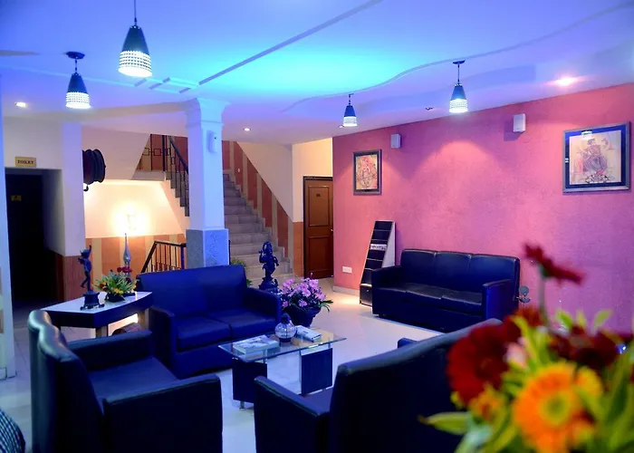 Fabexpress Central Park Dehradun