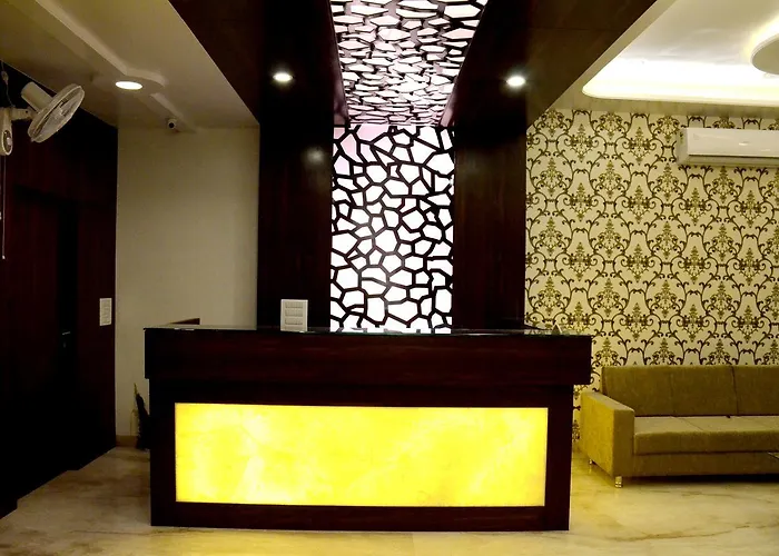 Hotel Gulmohar Pride Ahilyanagar
