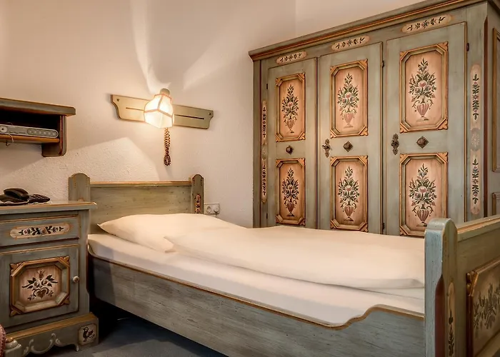 Hotel Gasthof zur Post Unterföhring