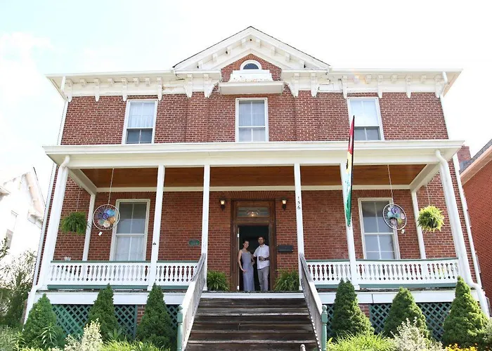 Allegheny Trail House Frostburg