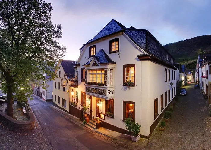 Hotel Weingut Schützen Senheim