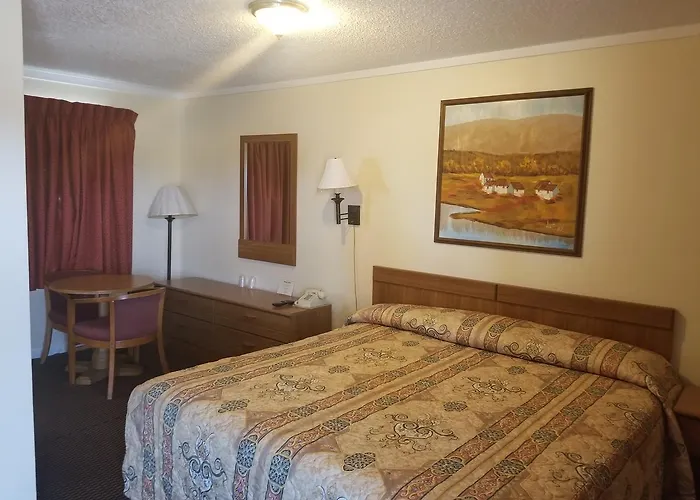 Sooner Motel Stroud