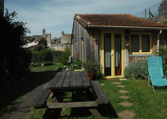 La Maison Rouge Chauvigny