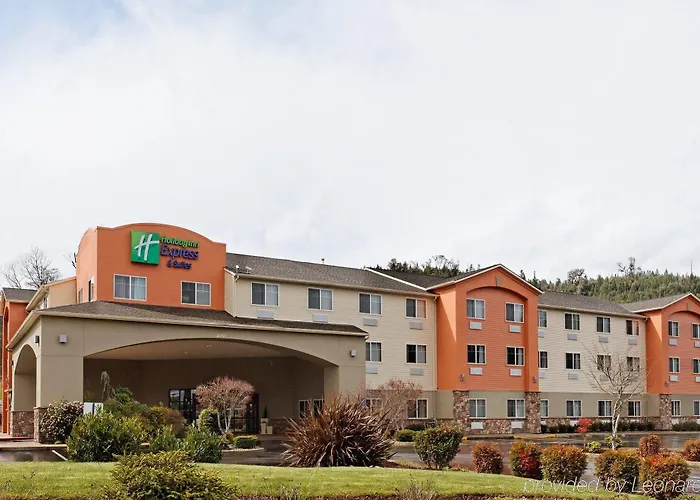 Holiday Inn Express & Suites Canyonville