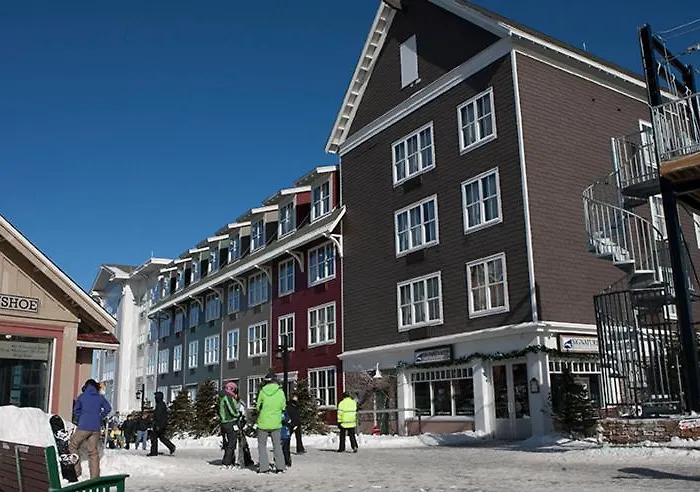 Expedition Station Snowshoe