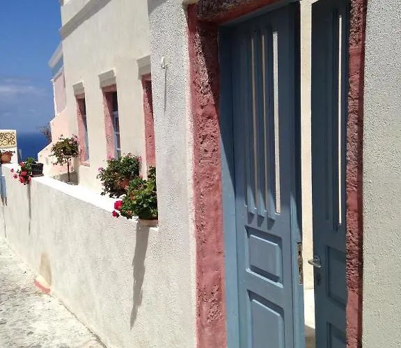 Marcos Rooms Oia