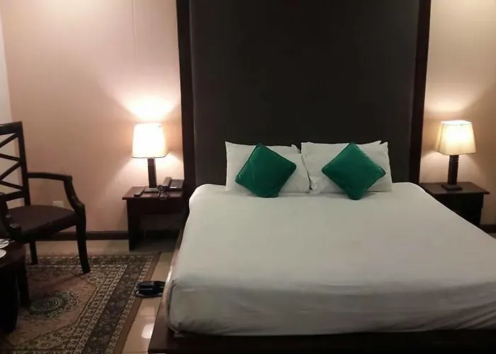 Hotel Grand Inn Lahore