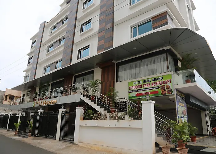 Hotel Skml Grand Visakhapatnam
