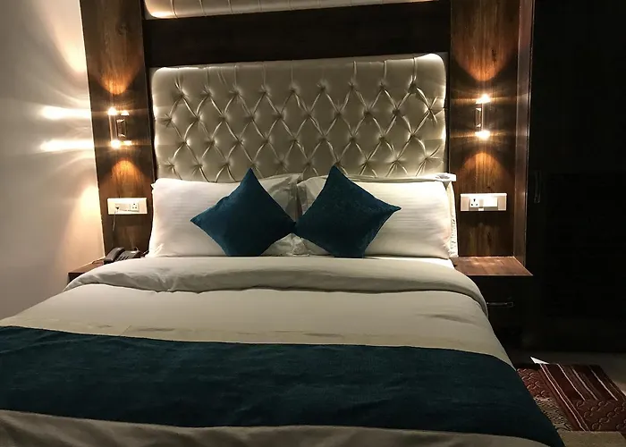 Hotel Mmk Kanpur