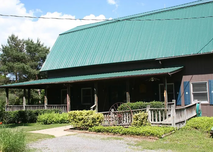 The South Glenora Tree Farm Bed & Breakfast Dundee