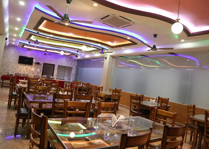 Hotel Dhanraj Palace Bharatpur
