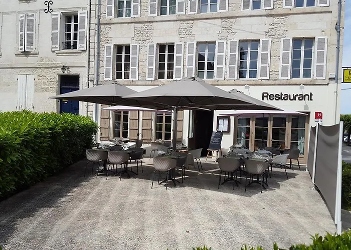 Hotel Saveurs De l'Abbaye à Saintes