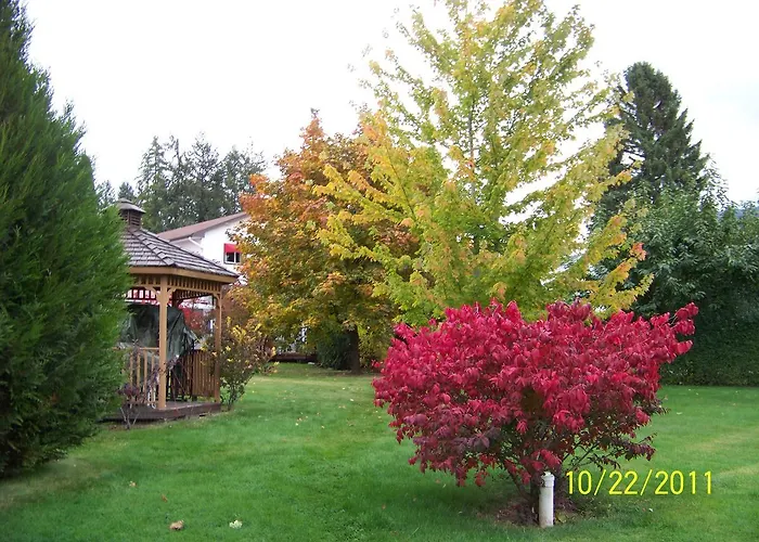 Bavarian Orchard Motel Creston