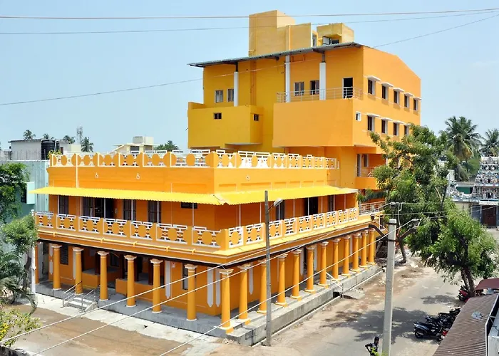 Hotel Anandhiram Heritage Karaikal