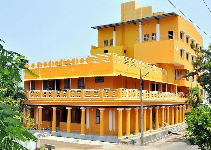 Hotel Anandhiram Heritage Karaikal