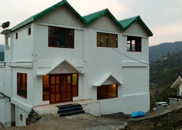 Hotel Emerald Valley Chail