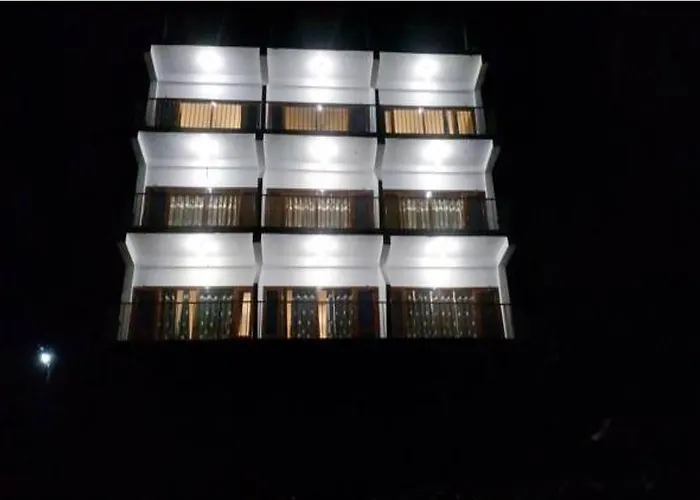 Hotel Emerald Valley Chail