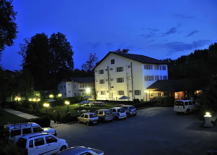 Hotel Meridien Srinagar 