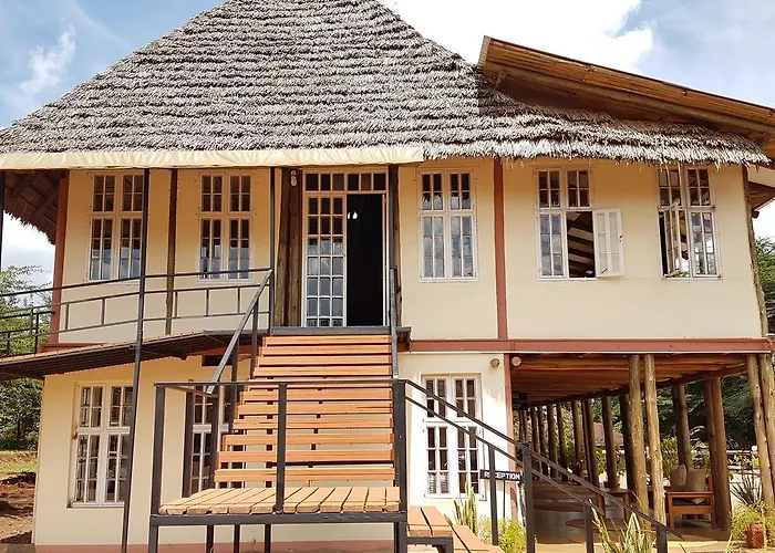 Eileen'S Trees Inn Karatu