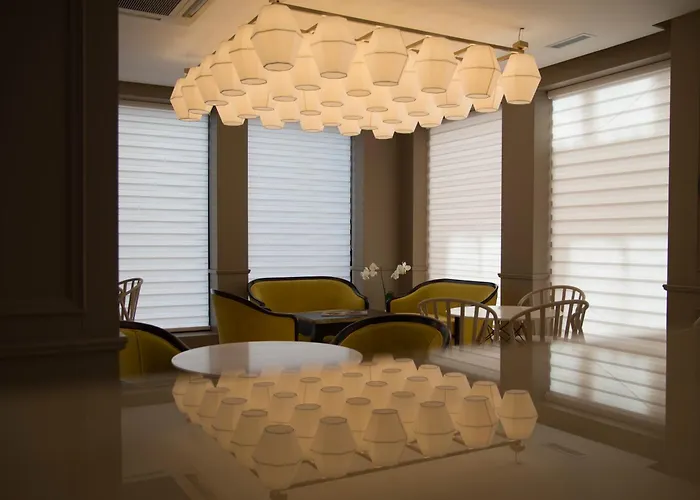Hotel De Charme (Adults Only) Tirana