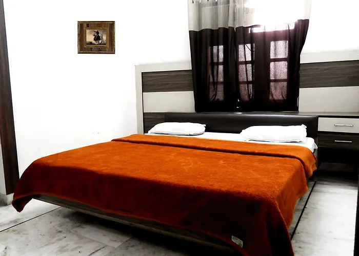 Time Square Guest House Jalandhar