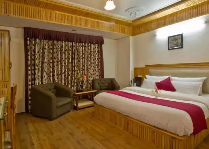 Hotel Himgiri Manali 