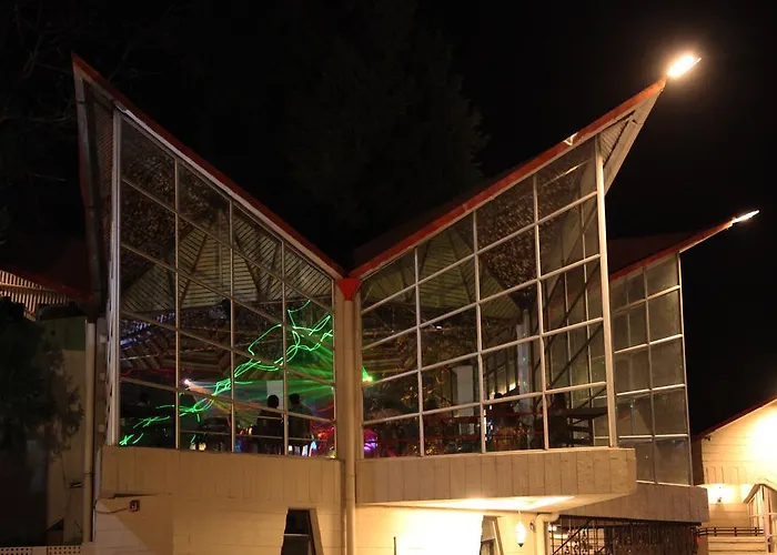 Arif Castles Hotel Nainital