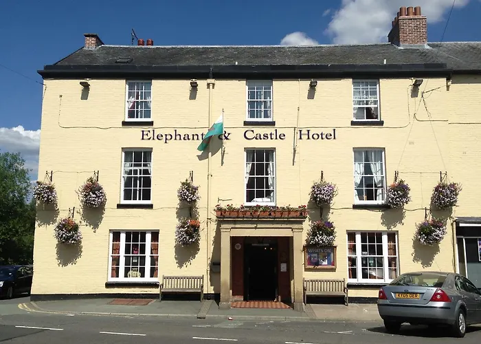 The Elephant & Castle Hotel Newtown 