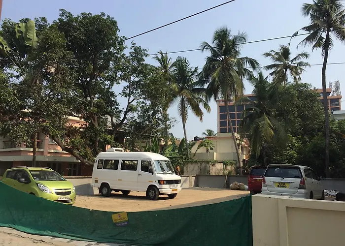 Mega Tourist Home Palarivattom Kochi